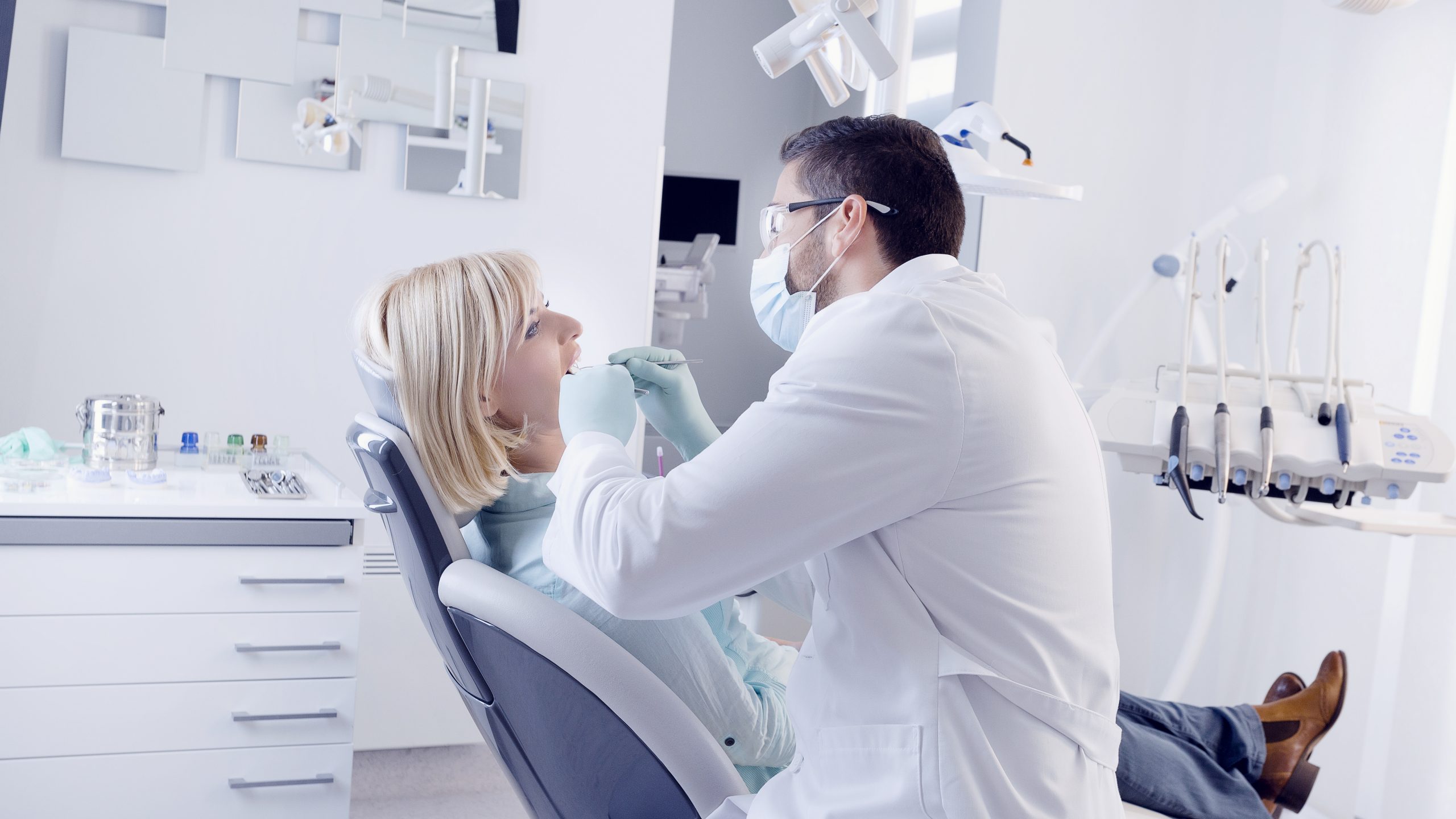 Dentist in Brooklyn Park, MN